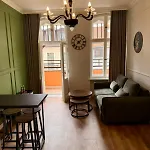 Belvedere Old Town With Balcony Ac Progres *