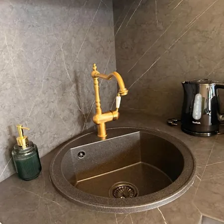 Belvedere Old Town With Balcony Ac Progres *