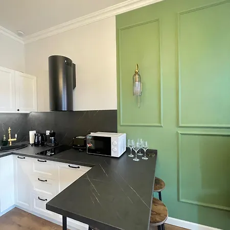 Апартаменты Belvedere Old Town With Balcony Ac Progres Торунь