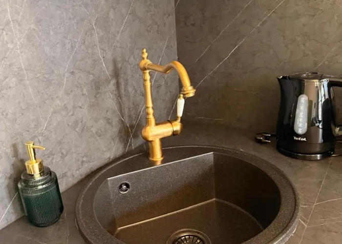 Belvedere Old Town With Balcony Ac Progres *