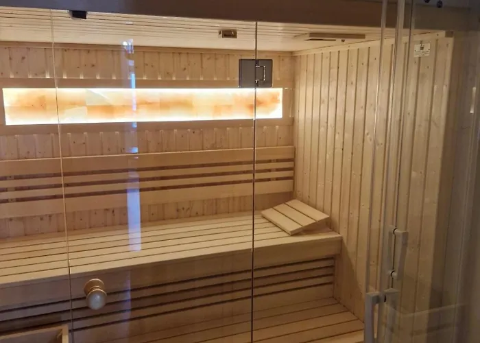 아파트 Belvedere Old Town With Balcony Ac Progres